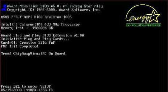 A boot screen showing the BIOS. (Note the information below: 'press DEL for setup'.) 
